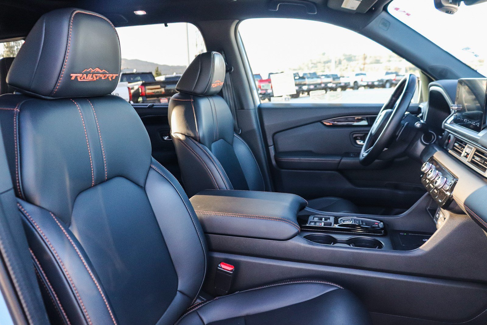 Used 2024 Honda Pilot TrailSport image 19