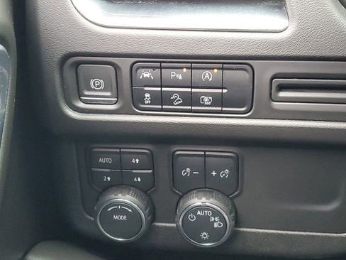 Certified 2023 Chevrolet Tahoe Z71 w/ Luxury Package image 19