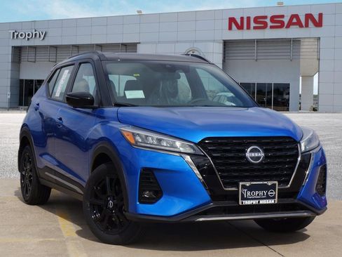 Used 2024 Nissan Kicks SR w/ SR Premium Package image 1