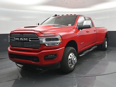 Used 2023 RAM 3500 Laramie AWD/4WD image 34