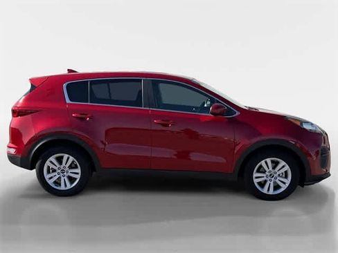 Used 2018 Kia Sportage LX image 11