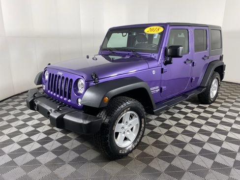 Used 2018 Jeep Wrangler Unlimited Sport S image 9