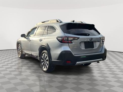 Used 2024 Subaru Outback Touring XT image 5