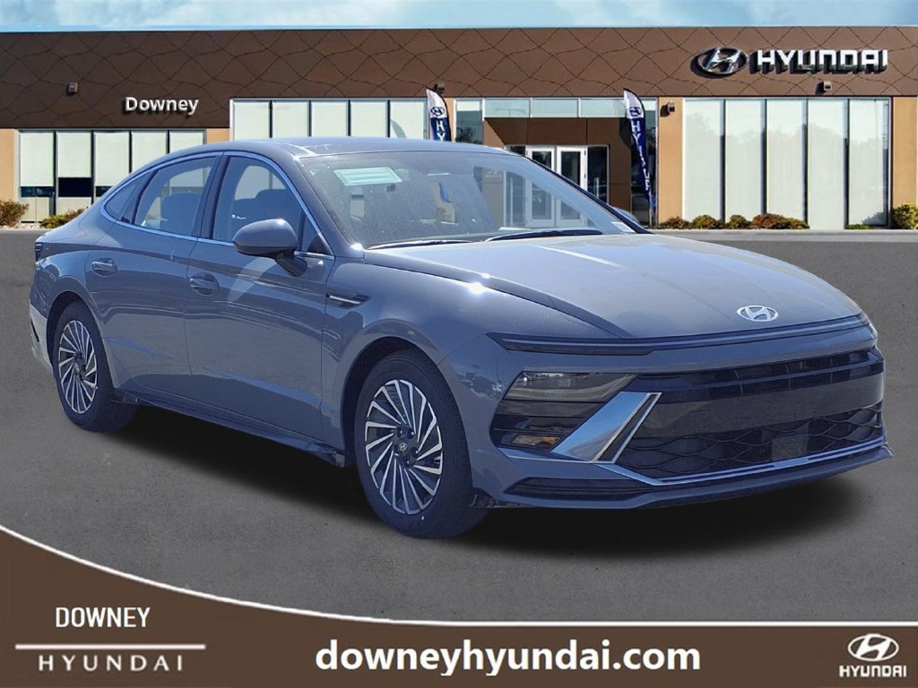Used 2026 Hyundai Sonata SEL FWD image 3