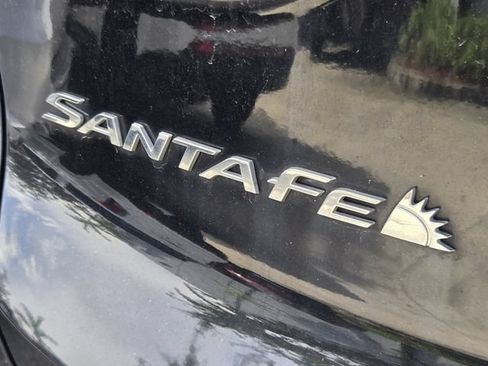 Used 2020 Hyundai Santa Fe SEL w/ Convenience Package FWD image 11