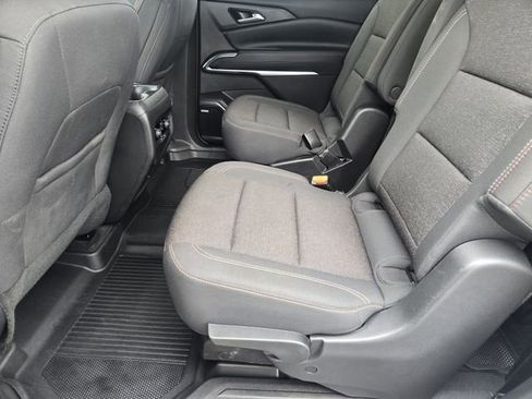 Used 2024 Chevrolet Traverse Z71 w/ Enhanced Driving Package image 29