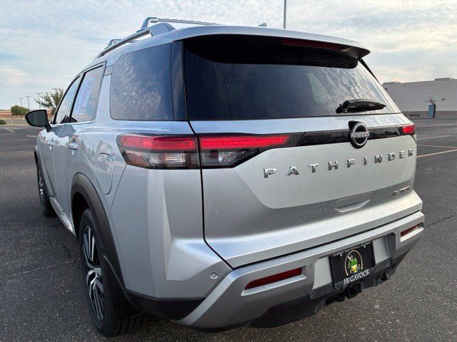 Certified 2024 Nissan Pathfinder Platinum FWD image 4