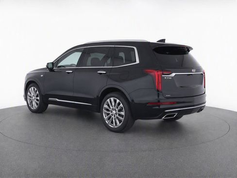 Used 2020 Cadillac XT6 Premium Luxury w/ Platinum Package AWD/4WD image 4