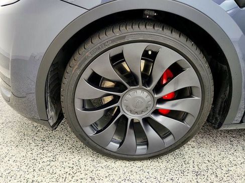 Used 2022 Tesla Model Y Performance AWD/4WD image 8