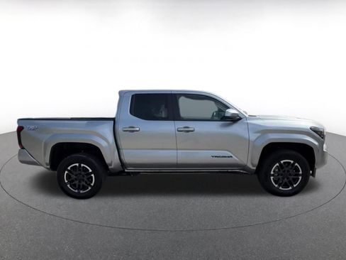 Used 2024 Toyota Tacoma TRD Sport image 16