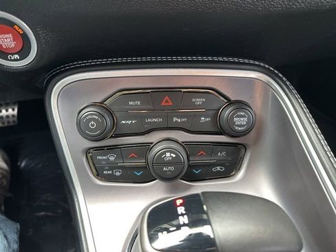 Used 2022 Dodge Challenger SRT Hellcat RWD image 27