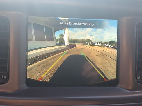 Used 2023 Dodge Charger R/T w/ Plus Group image 4