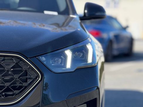 New 2026 BMW X2 xDrive28i image 13