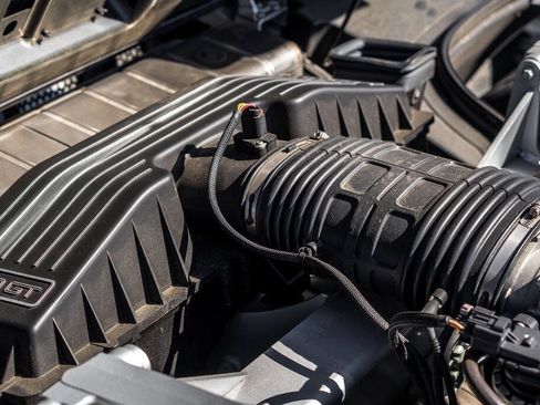 Used 2006 Ford GT image 58