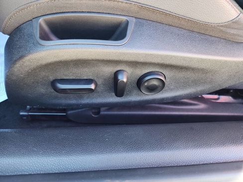 Used 2019 Buick Cascada Sport Touring w/ Dark Effects Package image 17