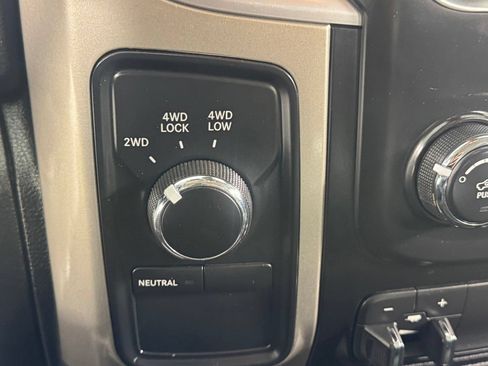 Used 2014 RAM 2500 SLT AWD/4WD image 26