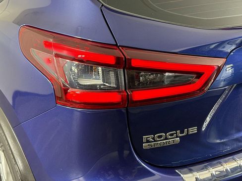 Used 2020 Nissan Rogue Sport S w/ Appearance Package FWD image 35