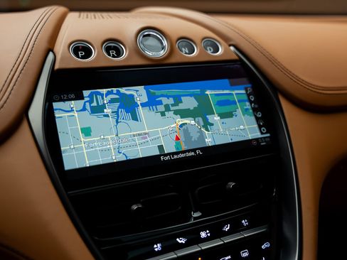 Used 2023 Aston Martin DBX 707 image 49