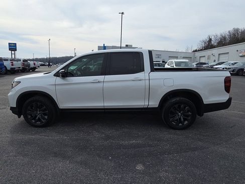 Used 2023 Honda Ridgeline Sport image 5