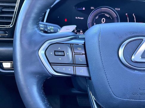 Used 2024 Lexus NX 350h Premium image 23