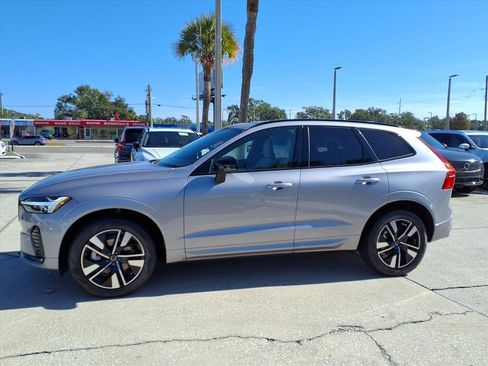 New 2026 Volvo XC60 B5 Core w/ Protection Package Premier image 4