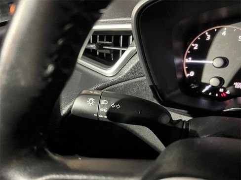 Used 2023 Toyota Corolla Cross LE image 37