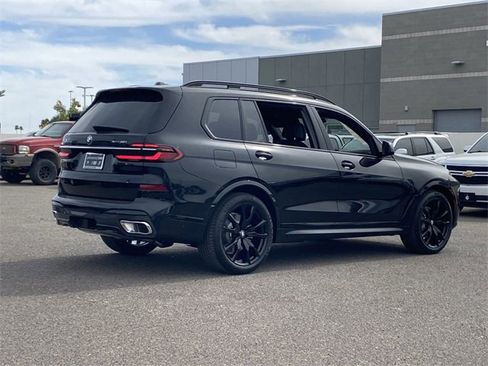 New 2025 BMW X7 xDrive40i w/ M Sport Package image 6