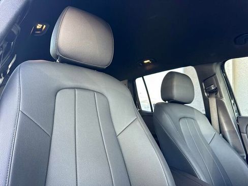 Used 2025 Mercedes-Benz GLB 250 GLB 250 4D Sport Utility 4MATI image 21