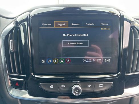 Used 2023 Chevrolet Traverse RS AWD/4WD image 39