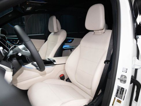 New 2027 Mercedes-Benz GLC 300 image 11