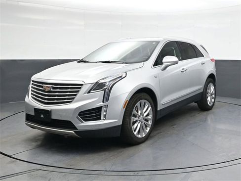 Used 2017 Cadillac XT5 Platinum image 8