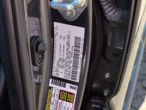 Used 2022 Toyota Tacoma TRD Sport AWD/4WD image 24