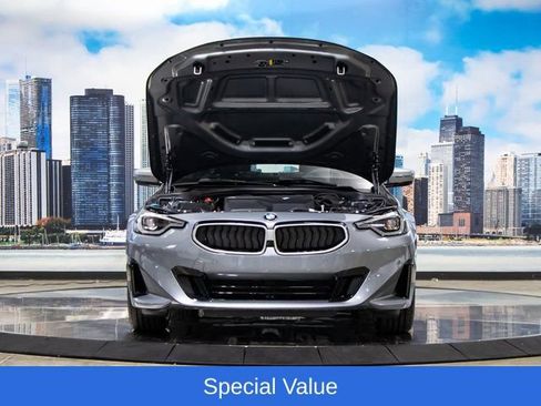 Used 2025 BMW 230i xDrive Coupe AWD/4WD image 4
