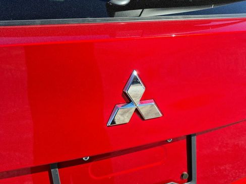 New 2026 Mitsubishi Outlander ES FWD image 12