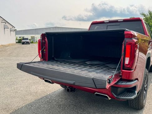 Used 2021 GMC Sierra 1500 AT4 w/ AT4 Preferred Package AWD/4WD image 21