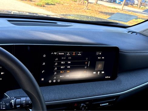 New 2026 Nissan Kicks SV w/ SV Premium Package image 7