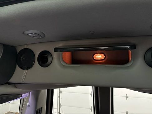 Used 2015 GMC Savana 2500 RWD image 45
