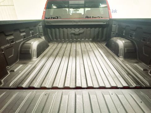 Used 2019 Chevrolet Silverado 1500 LT Trail Boss image 33