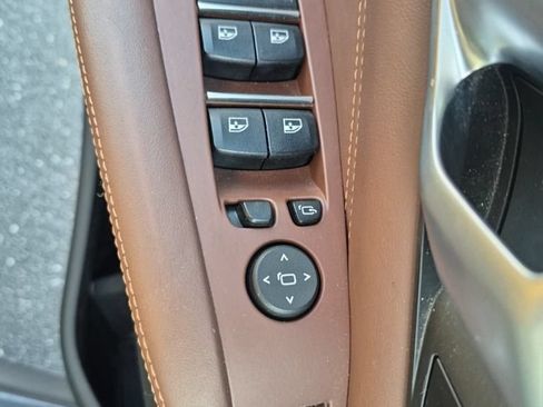 Used 2020 BMW X5 xDrive40i w/ M Sport Package AWD/4WD image 16