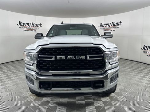 Used 2022 RAM 2500 Big Horn AWD/4WD image 2