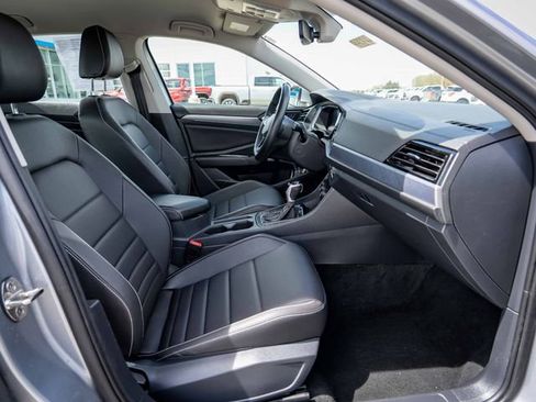 Used 2024 Volkswagen Jetta SE FWD image 21