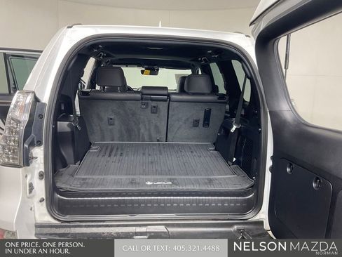 Used 2021 Lexus GX 460 Premium w/ Premium Package AWD/4WD image 14