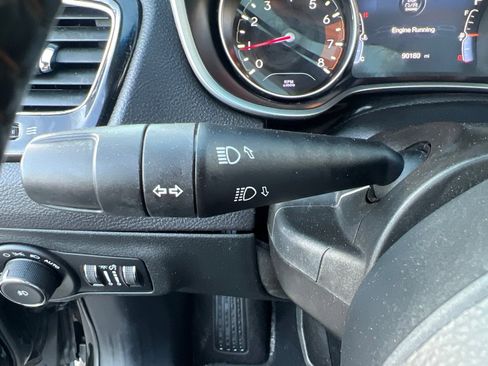 Used 2018 Jeep Compass Limited w/ Navigation Group AWD/4WD image 22