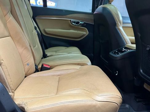 Used 2016 Volvo XC90 T6 Inscription w/ Vision Package image 31