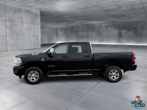 Used 2024 RAM 2500 Laramie AWD/4WD image 3