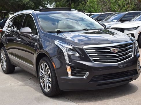 Used 2019 Cadillac XT5 Luxury FWD image 4