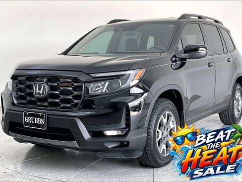 Used 2023 Honda Passport TrailSport image 5