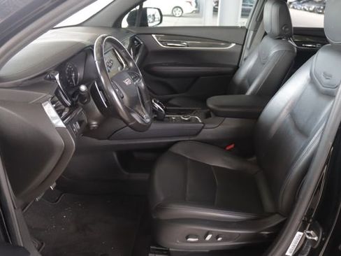 Used 2020 Cadillac XT6 Sport image 8