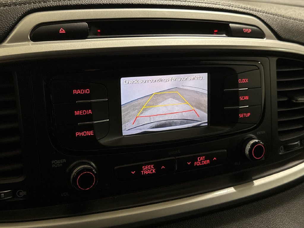 Used 2017 Kia Sorento AWD image 15