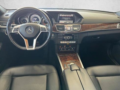 Used 2014 Mercedes-Benz E 350 Sedan image 11